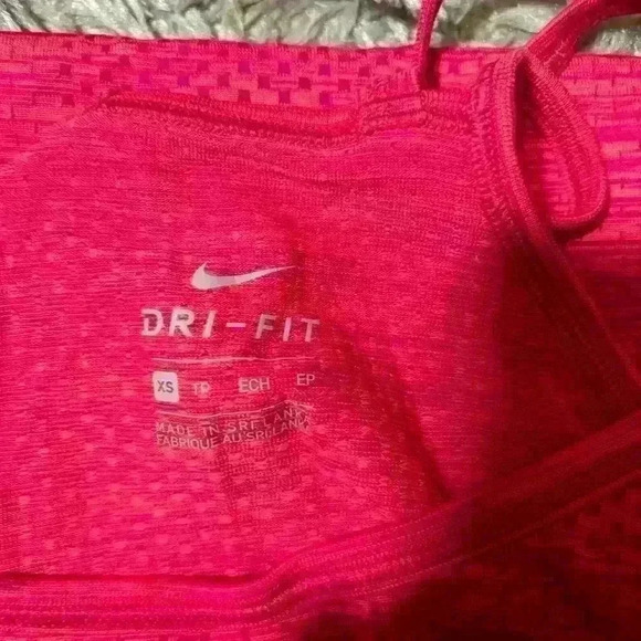 Pink Nike  tank top - Picture 4 of 4